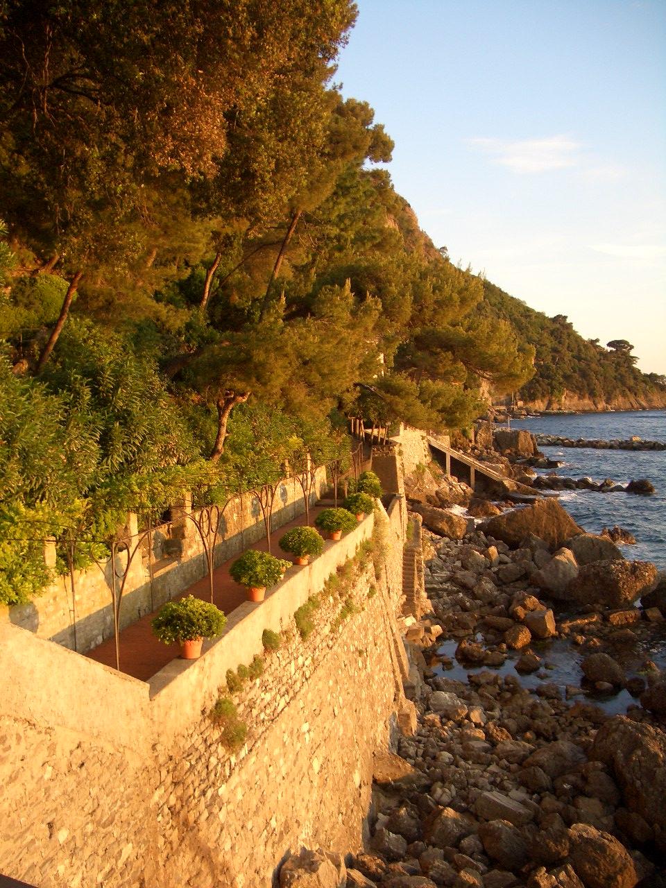 Pieds-dans-l'eau villa with private access to the sea - 3