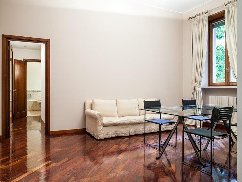 One-bedroom apartment in a prestigious building in Vercelli area - 1