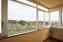 Luminosissimo appartamento con splendida vista sul parco di Veio, in vendita, Roma | Sotheby’s Realty Italy - 2