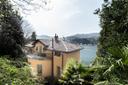 Splendida proprietà affacciata sul lago di Lugano con meravigliosa vista panoramica, in vendita, Porto Ceresio | Sotheby’s Realty Italy - 3