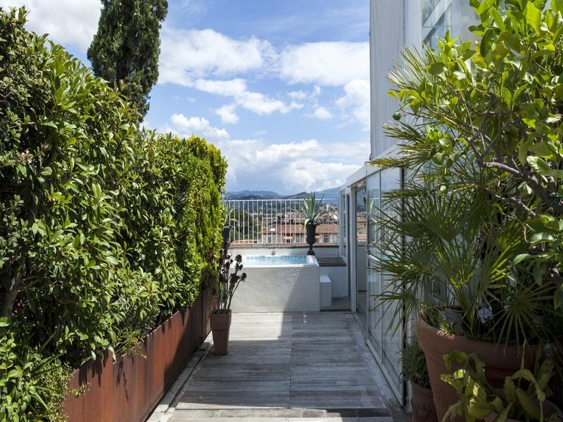 Superbe penthouse sur trois niveaux avec une vue unique à 360° sur Florence - 17