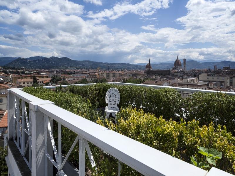 Superbe penthouse sur trois niveaux avec une vue unique à 360° sur Florence - 7