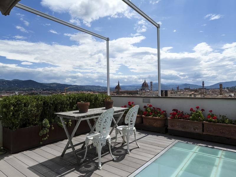 Superbe penthouse sur trois niveaux avec une vue unique à 360° sur Florence - 1
