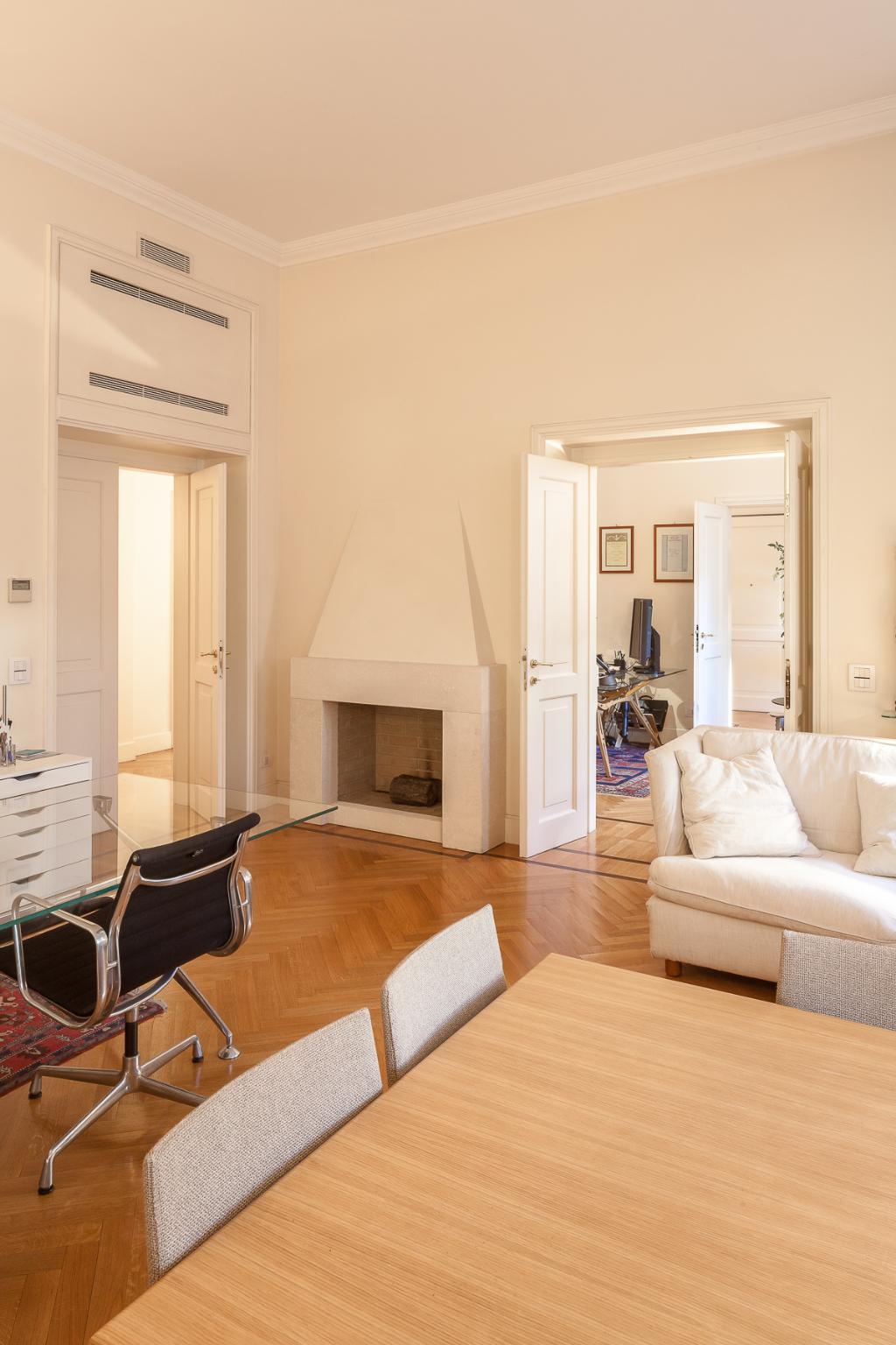 Elegant apartment in Via Bianca di Savoia - 9