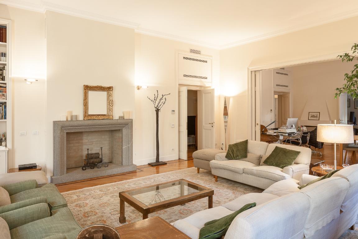 Elegant apartment in Via Bianca di Savoia - 4
