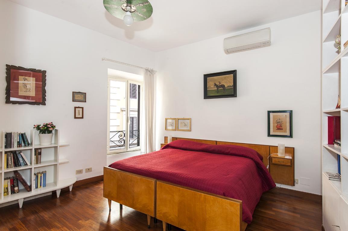 Elegant apartment in the Rione Monti - 10