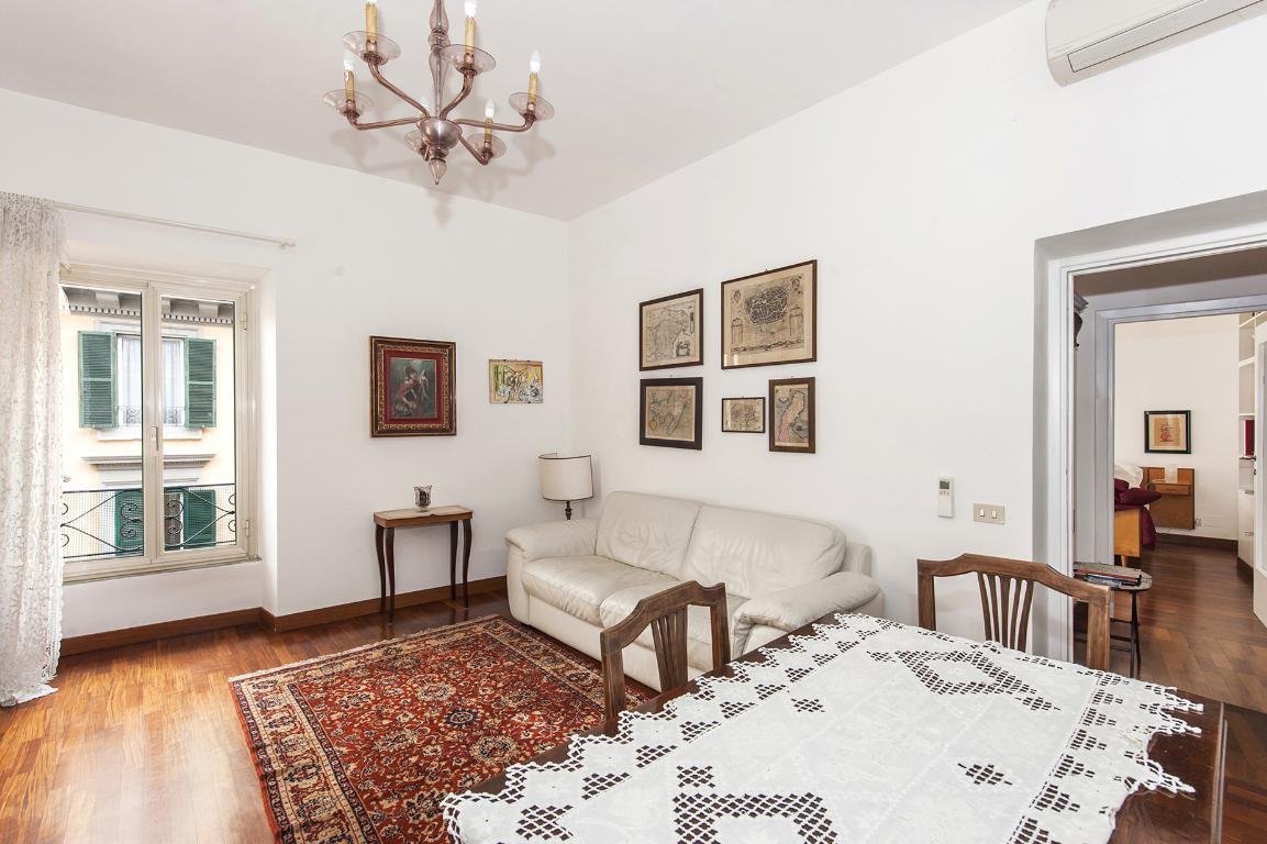 Elegant apartment in the Rione Monti - 2