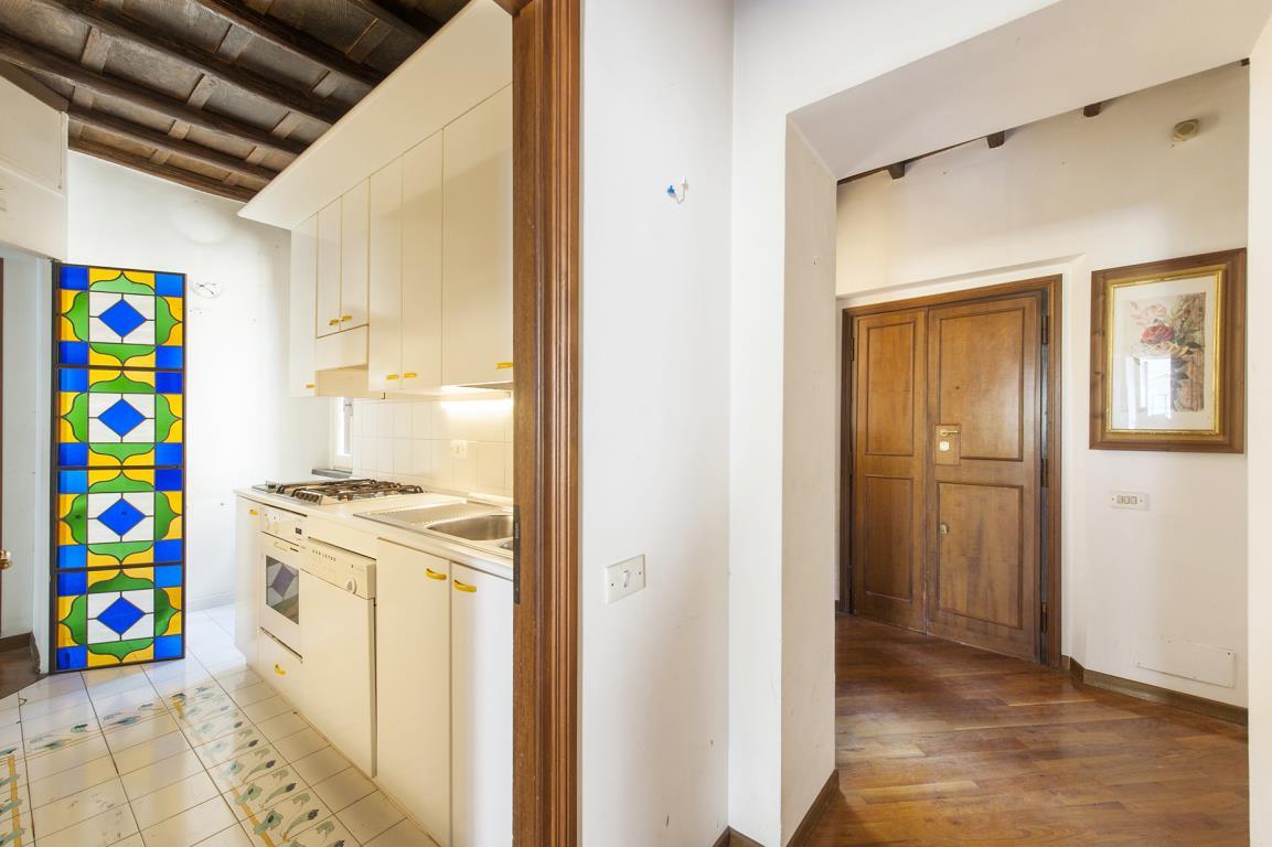 Apartment located in the historic center of Rome, a short walk from Trevi Fountain - 10