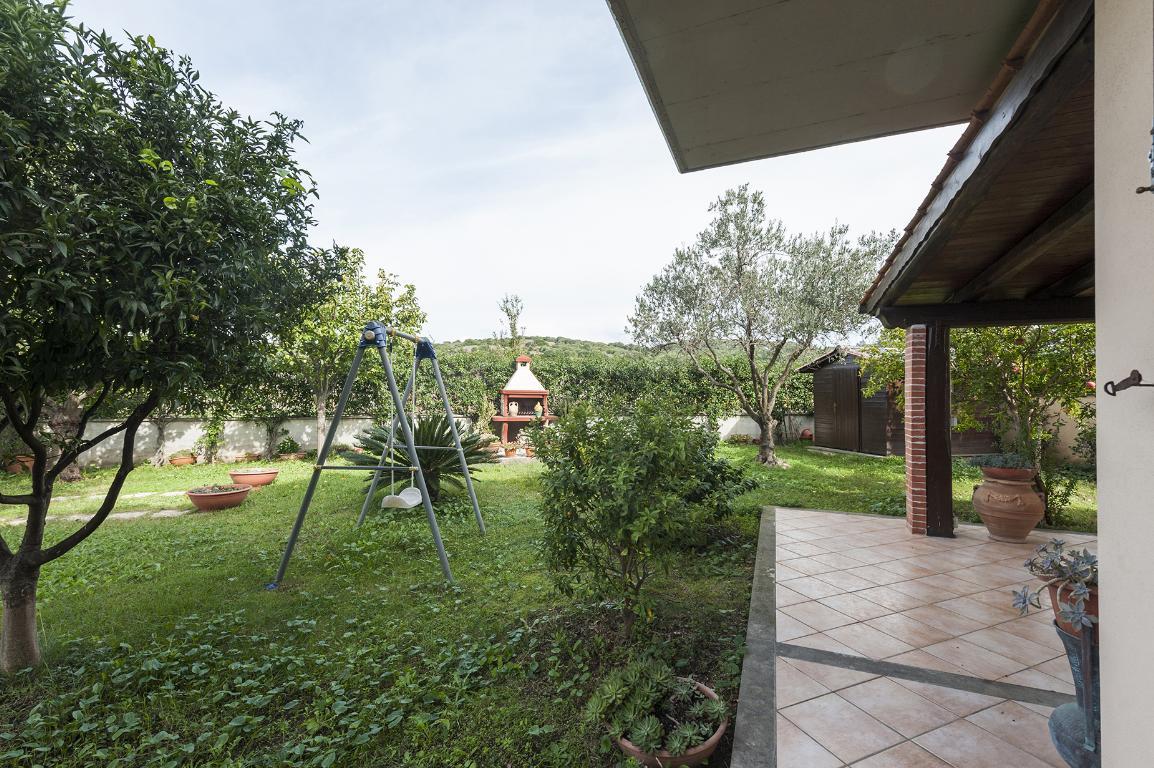 Semi-detached villa located a few kilometers from Rome - 9