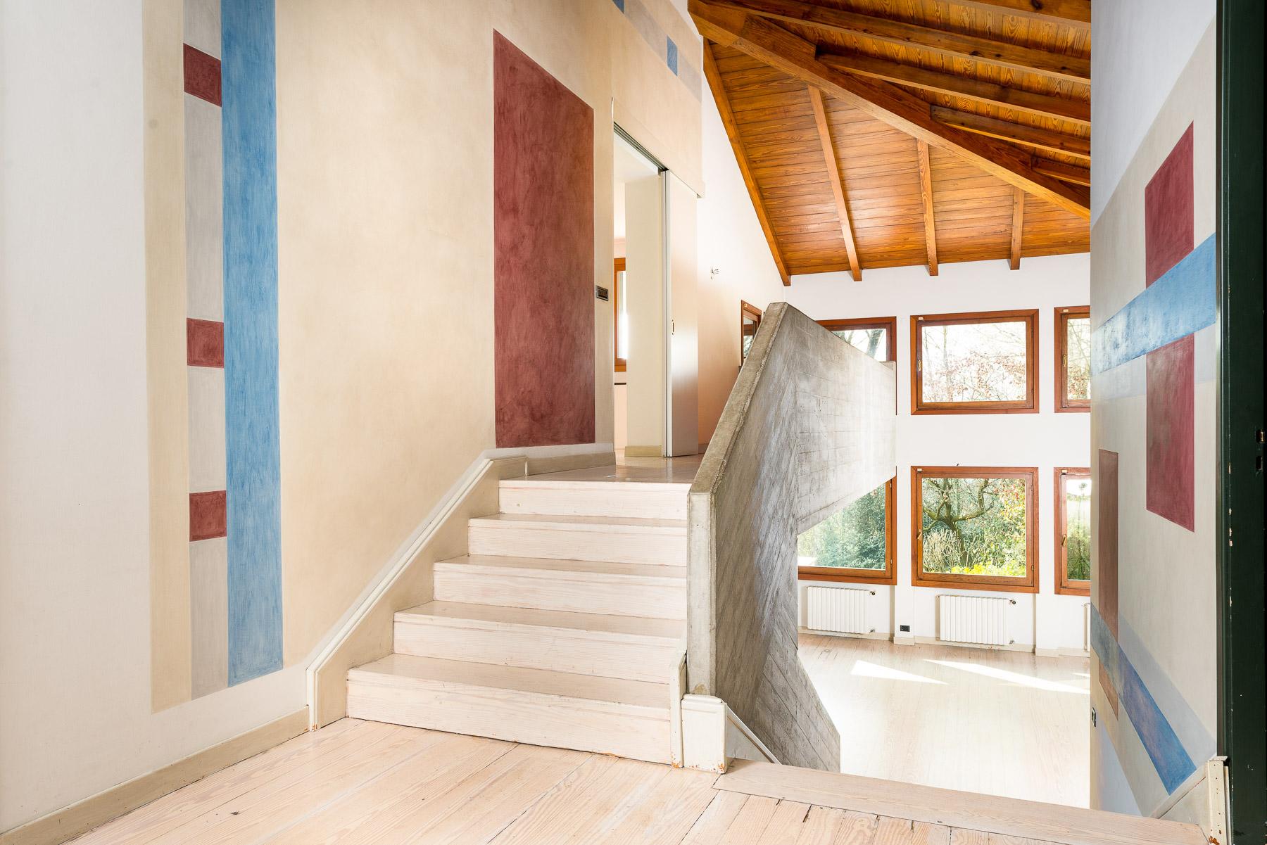 Prestigious villa inspired by Frank Lloyd Wright - 4