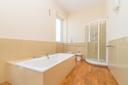 Appartamento estremamente luminoso con vista mozzafiato della città, in vendita, Milano | Sotheby’s Realty Italy - 12
