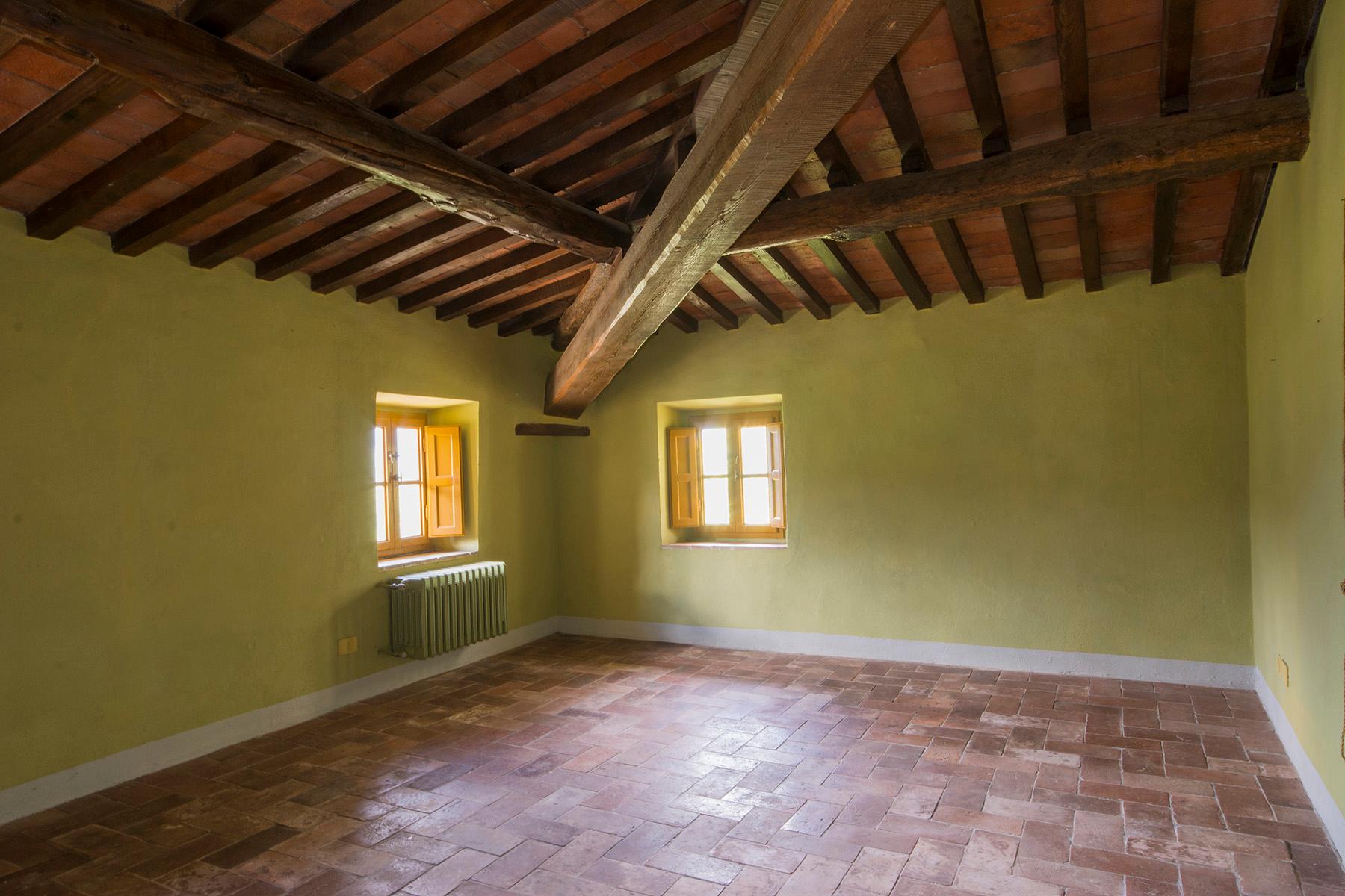 Wunderschöne Villa mit herrlichem Blick auf dem Land von Lucca - 11