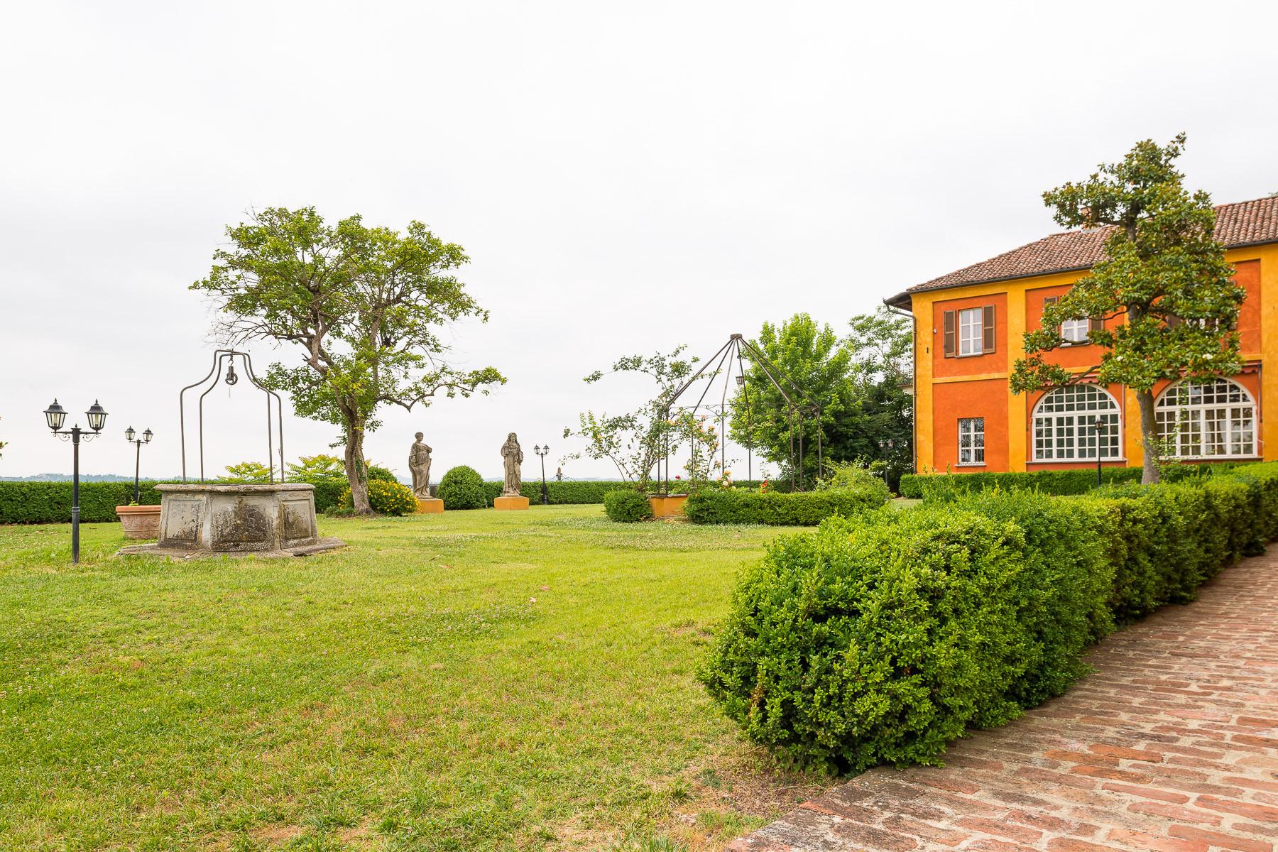 Historische Villa auf den Hügeln von Asti - 4