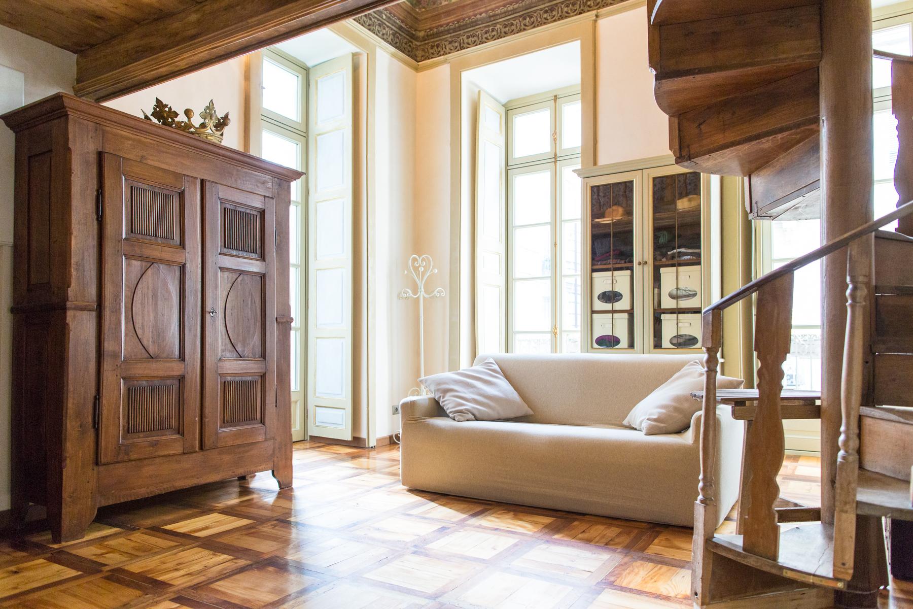 Elegante appartamento di fascino nel centro storico di Torino - 7