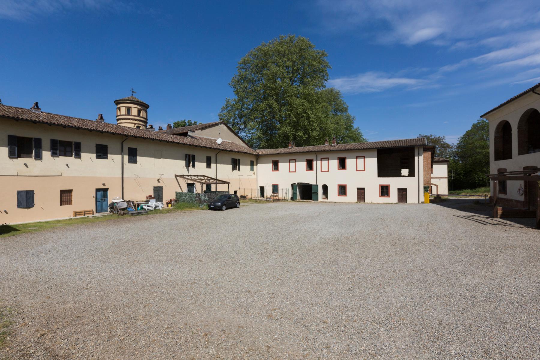 Magnifica proprietà storica nel verde delle colline del Monferrato - 5