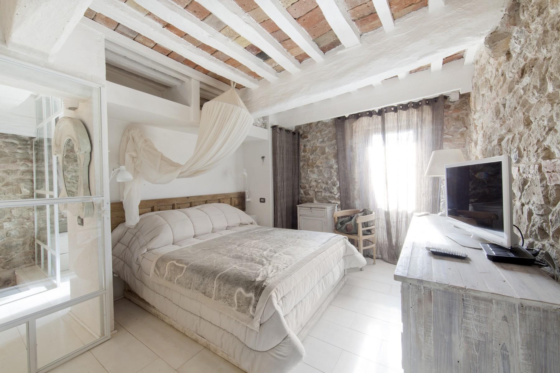 Appartement finement restauré dans le village médiéval de Pereta - 11