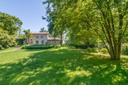 Moderna villa di campagna con immenso giardino verde, in vendita, Agrate Conturbia | Sotheby’s Realty Italy - 2