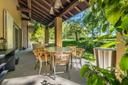 Moderna villa di campagna con immenso giardino verde, in vendita, Agrate Conturbia | Sotheby’s Realty Italy - 16