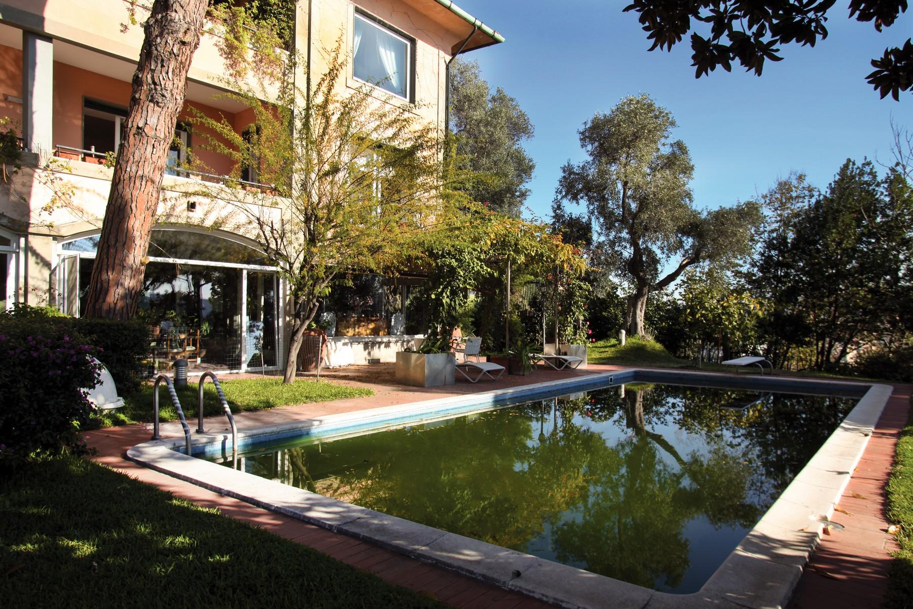 Affascinante villa con giardino e piscina - 16