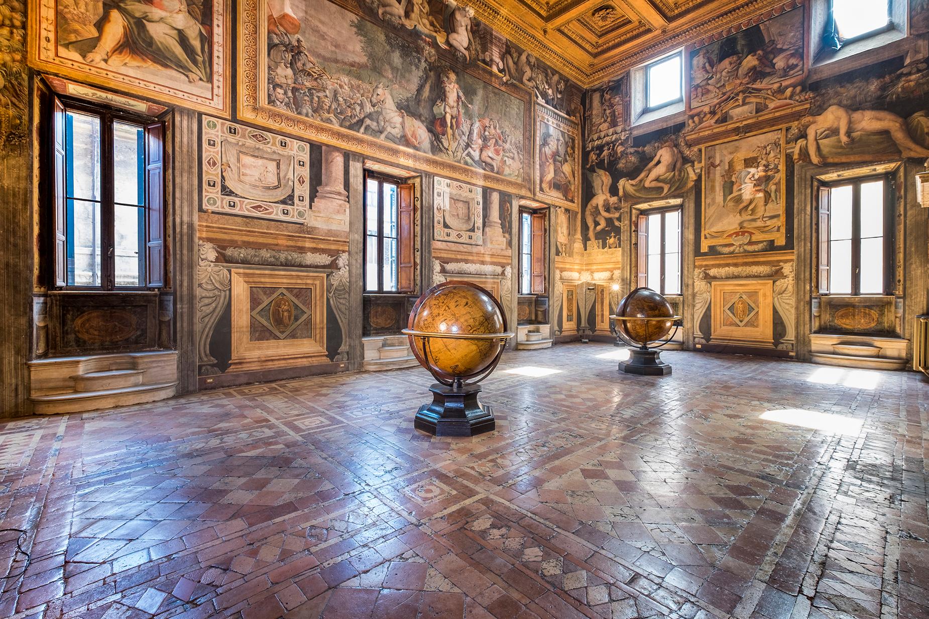 Noble floor apartment in Palazzo Sacchetti, a pearl of the late Renaissance - 2