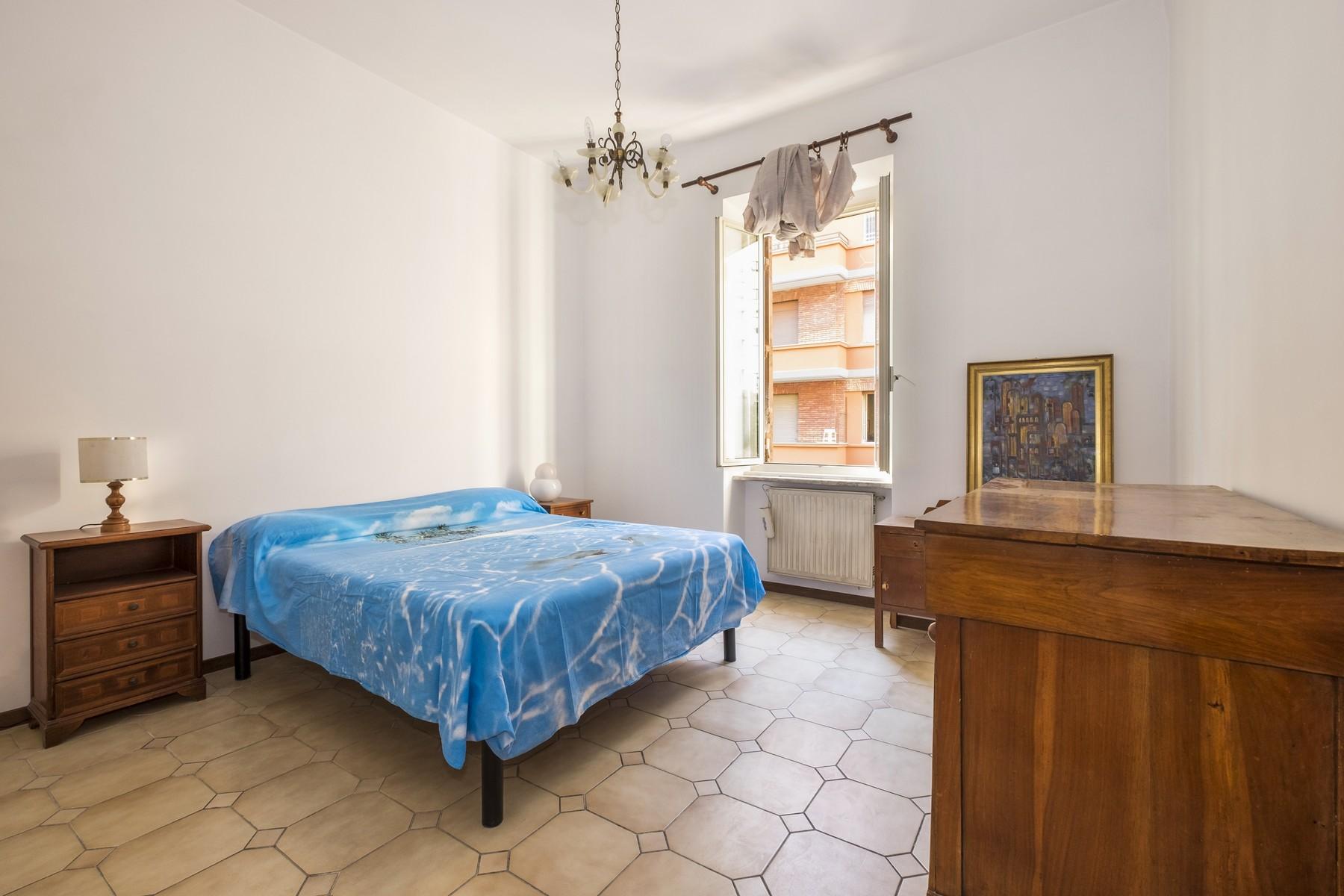 Bright Apartment near Piazzale Annibaliano - 16