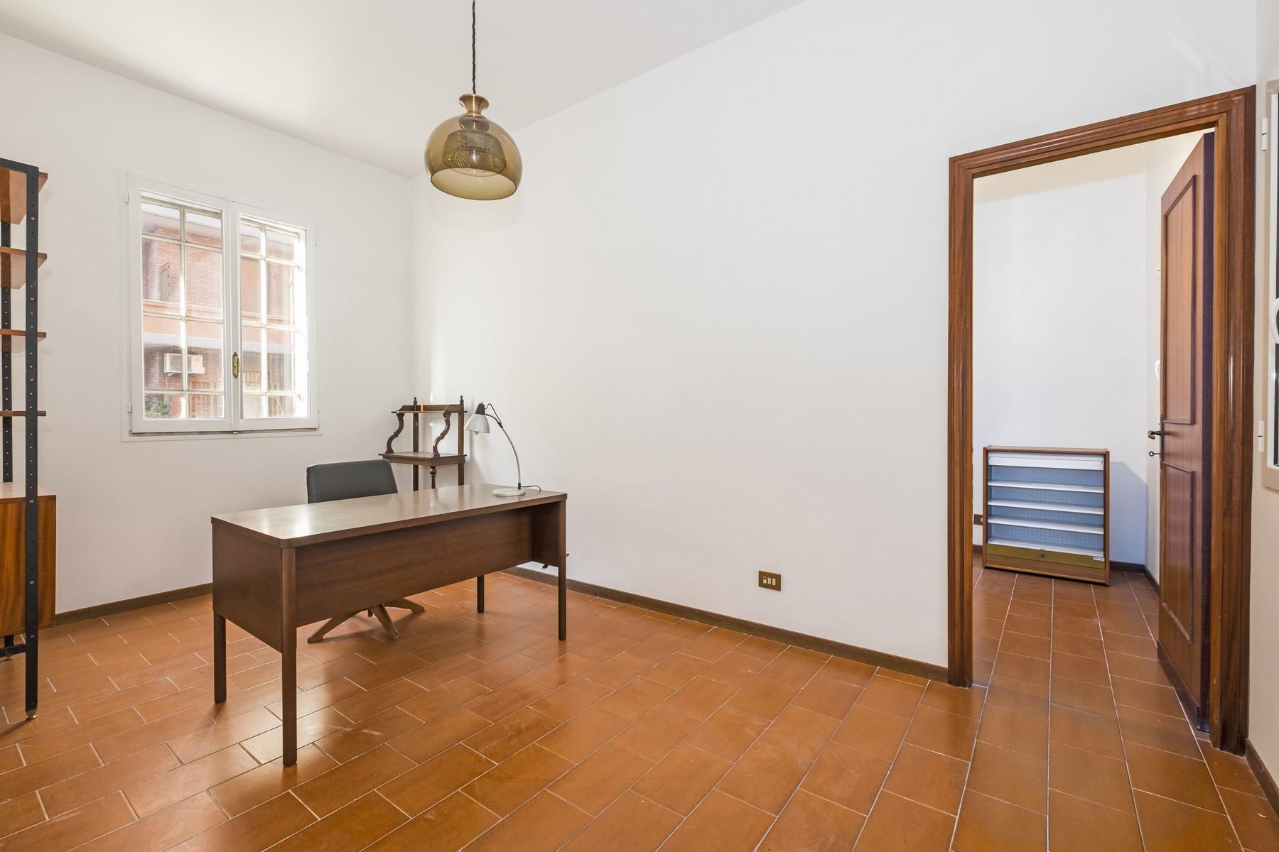 Bright Apartment near Piazzale Annibaliano - 18