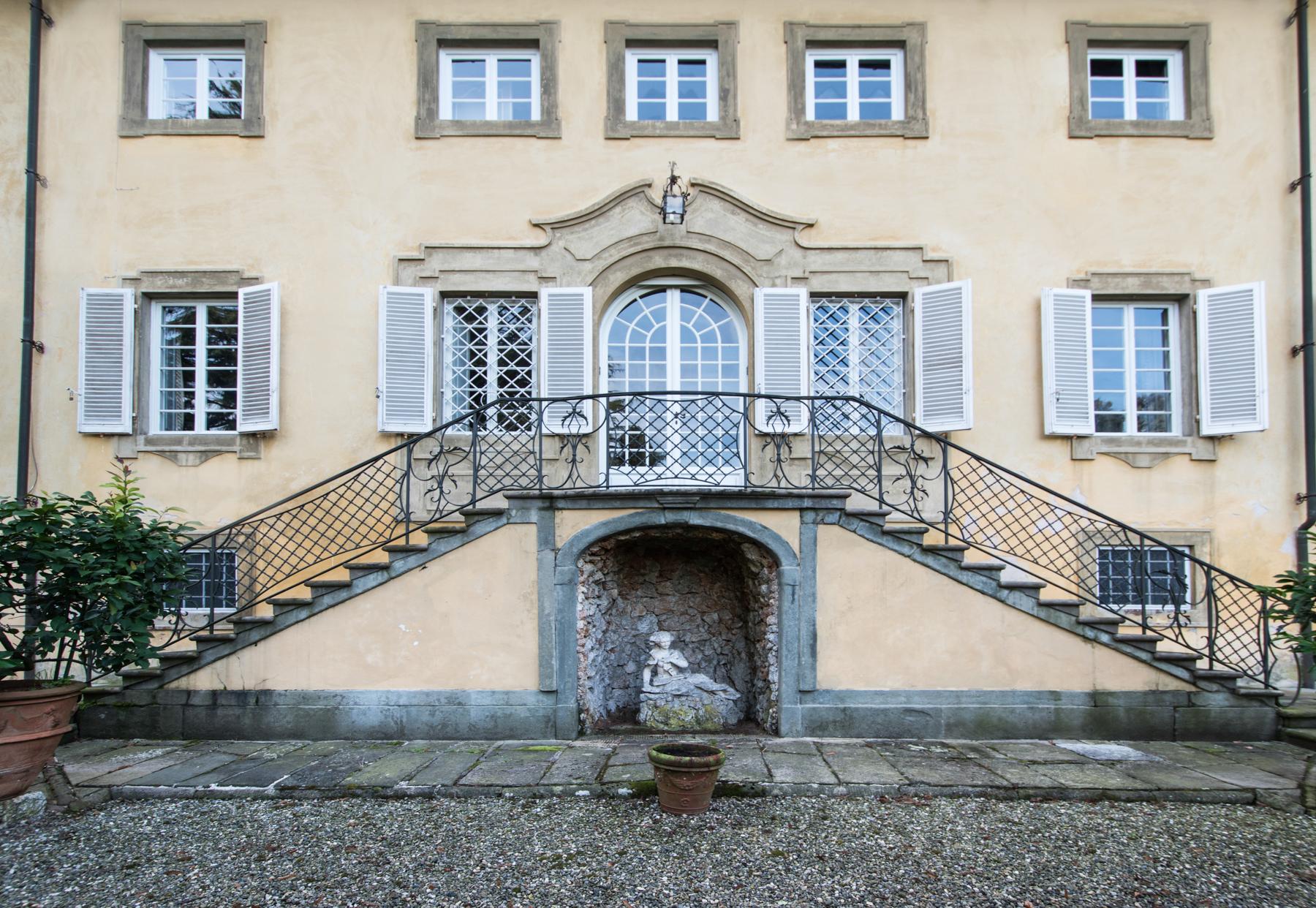 Wunderschöne Villa aus 1700 auf dem Land von Lucca - 1