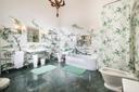 Splendida villa settecentesca nella campagna lucchese, in vendita, Lucca | Sotheby’s Realty Italy - 8