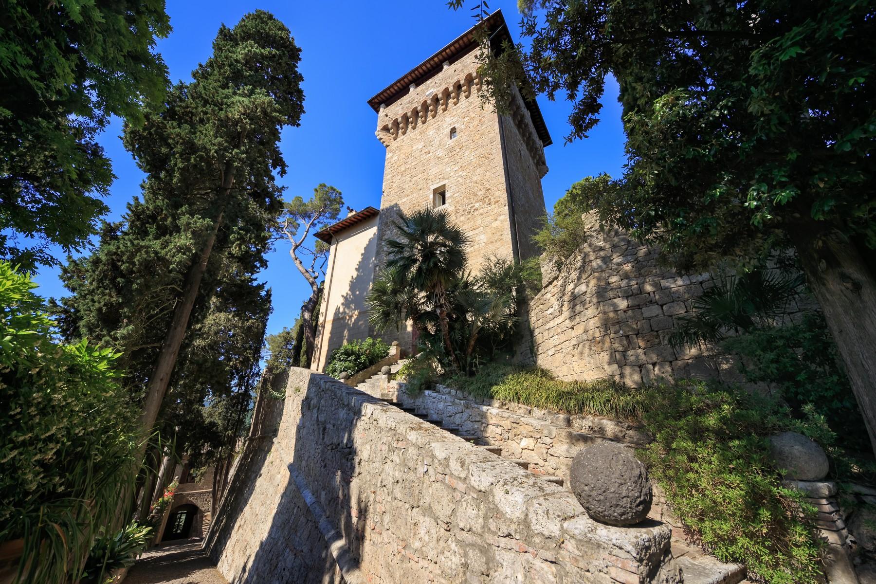 Rocca di Cetona, a superlative villa  with breathtaking views - 3