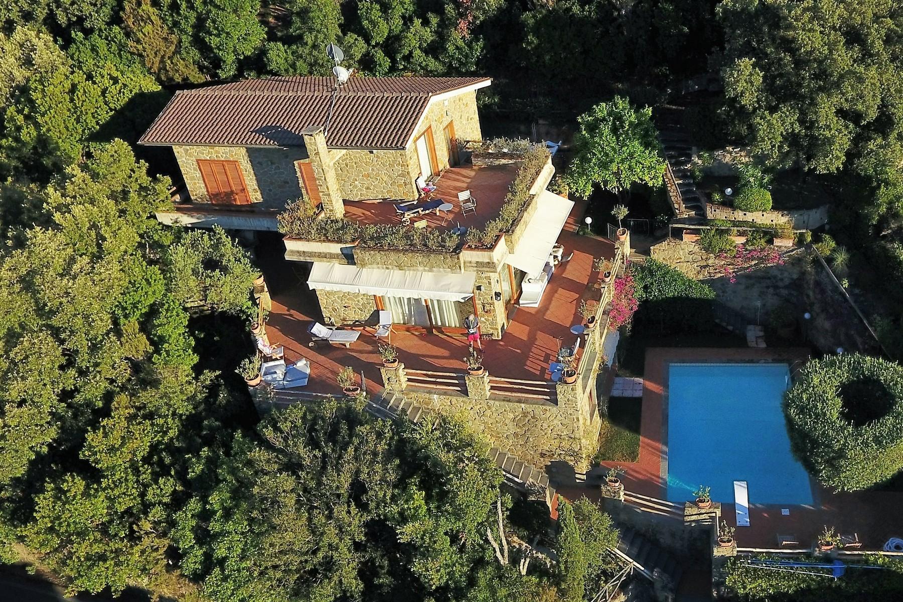Modern villa with swimming pool and Mediterranean garden - 5