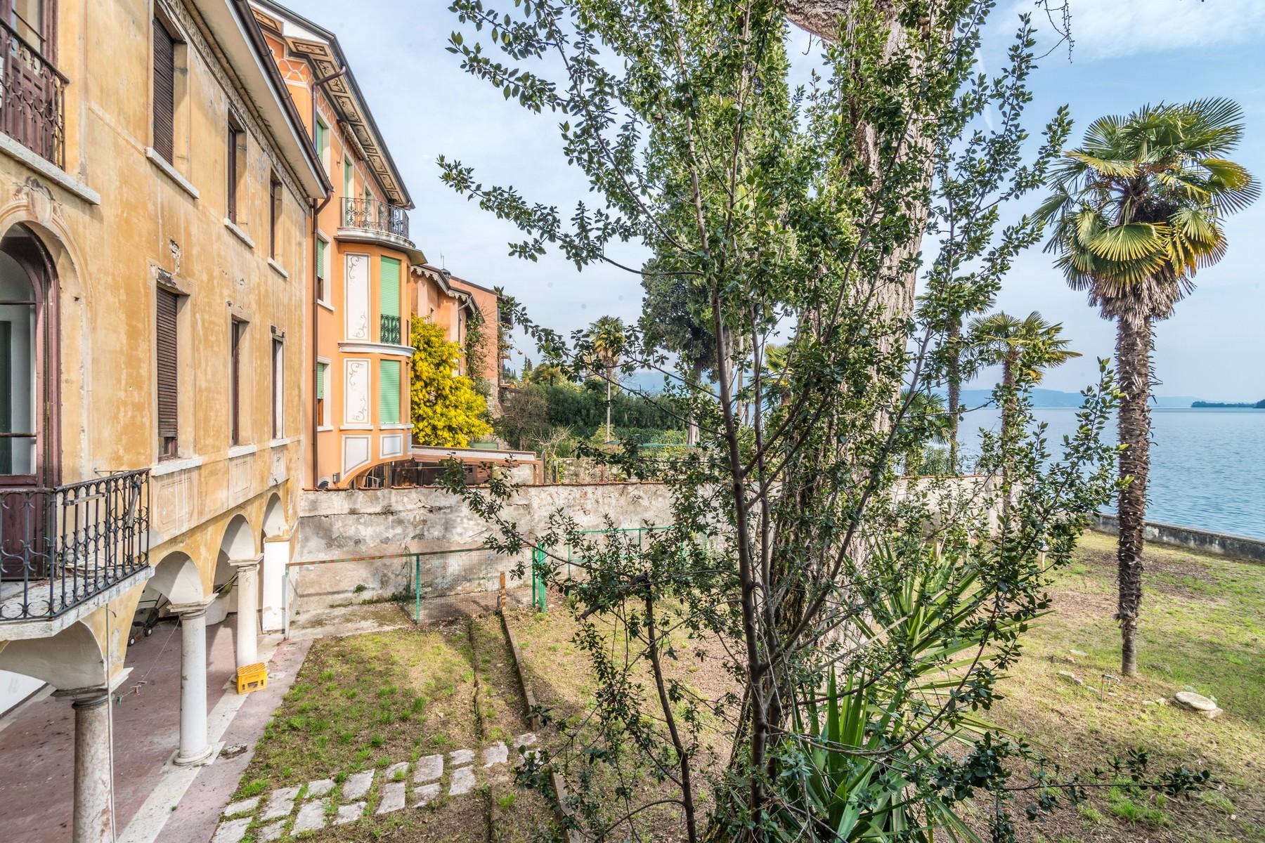 Дом на берегу! Вилла XVI века с панорамным видом на озеро Гарда, Италия - 3