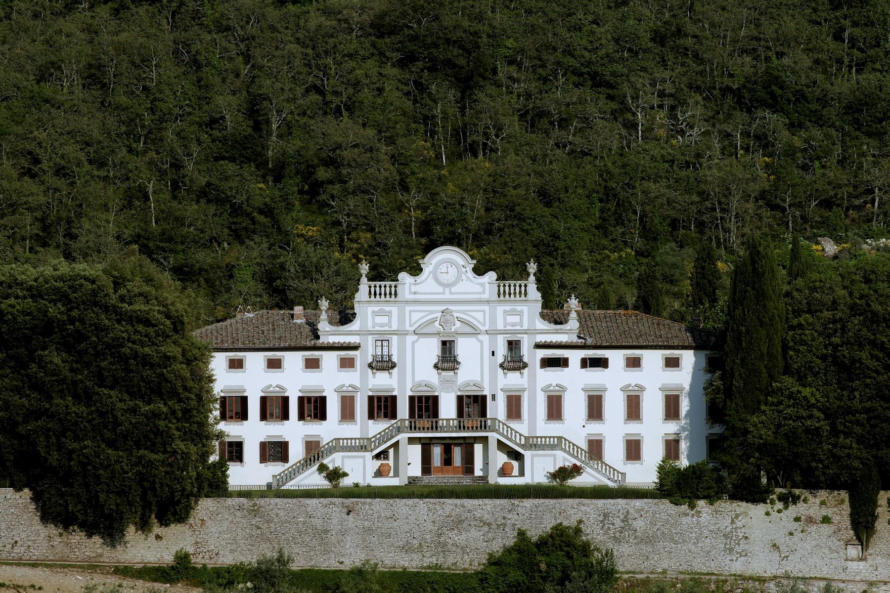Historical estate in the heart of the 'Chianti Classico' - 2