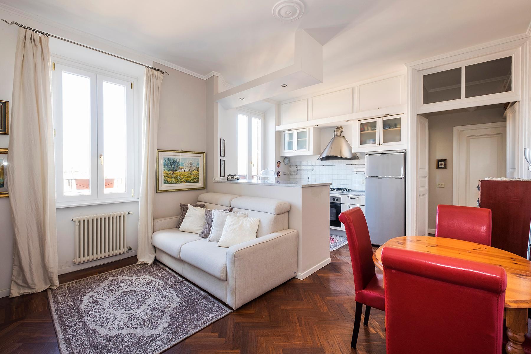 Bright apartment near San Giovanni - 3