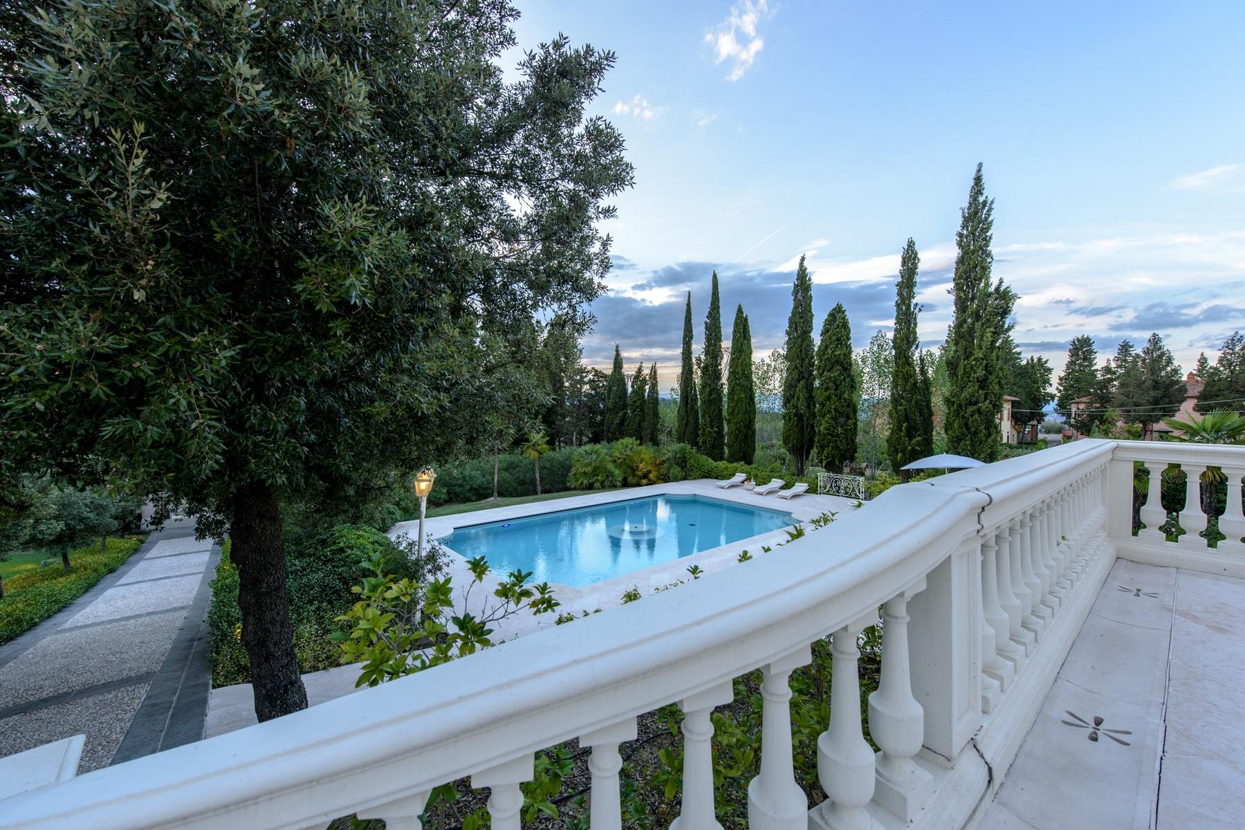 Magnificent property in the florentine Chianti with pool and private park - 2
