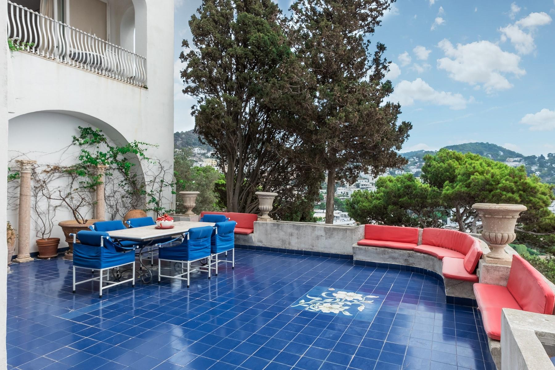 Außerordentliche Villa mit atemberaubendem Blick auf Capri - 5