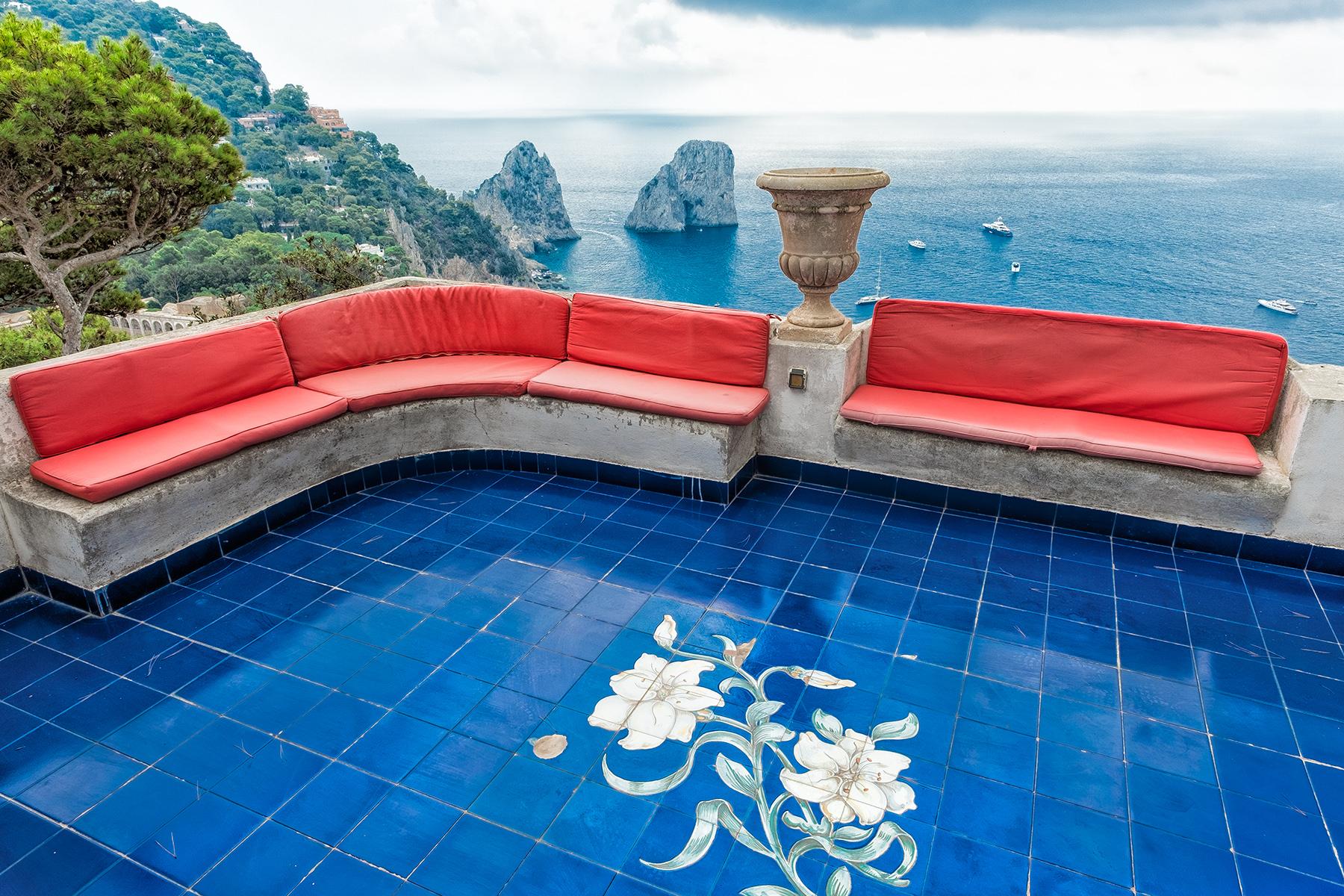 Straordinaria villa con vista mozzafiato a Capri - 1