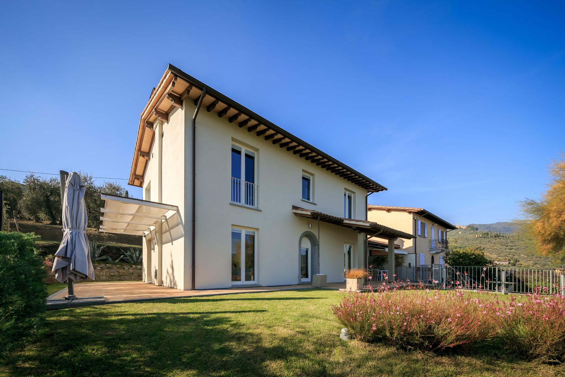 Villa moderne avec des vues spectaculaires sur la vallée - 16