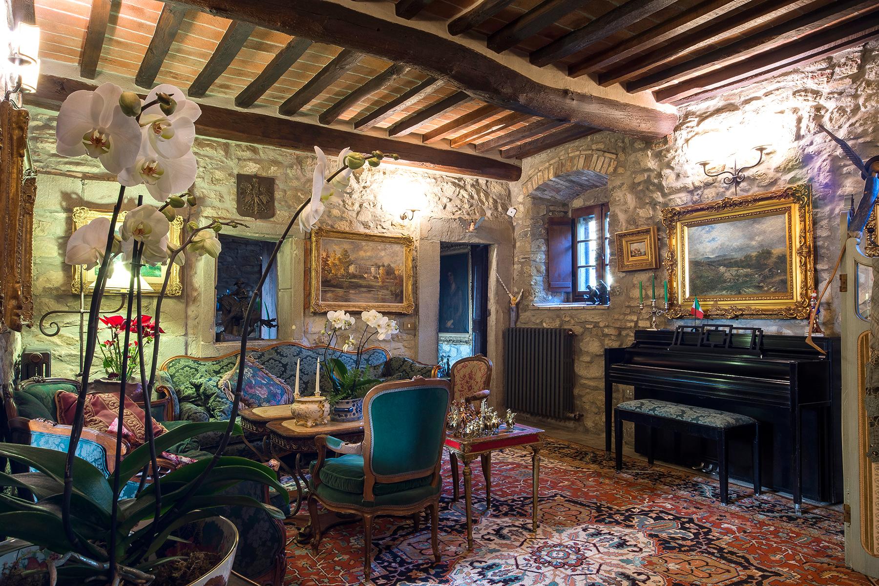 Wunderschöne Villa mit atemberaubendem Blick auf Cortona - 18