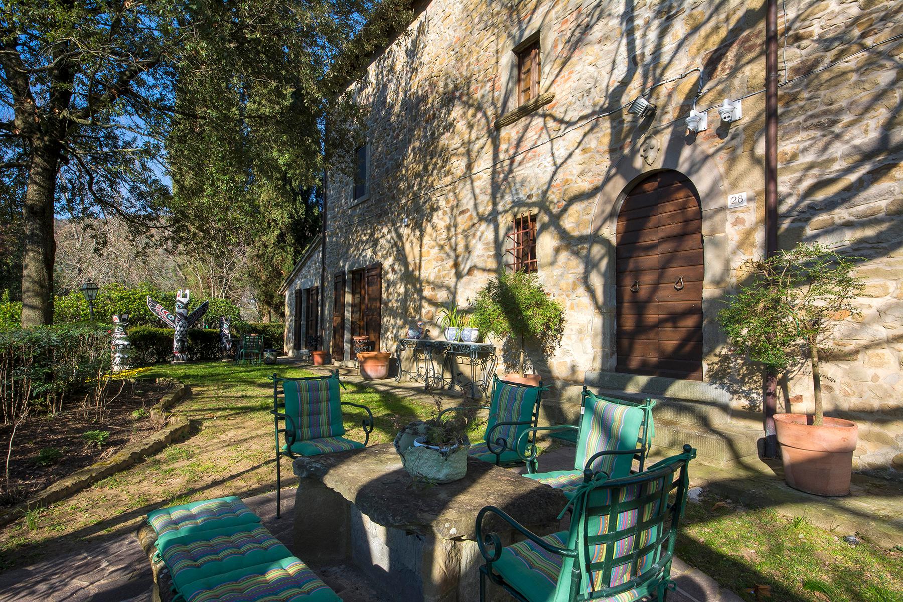 Magnificent villa with a breathtaking view in Cortona - 23