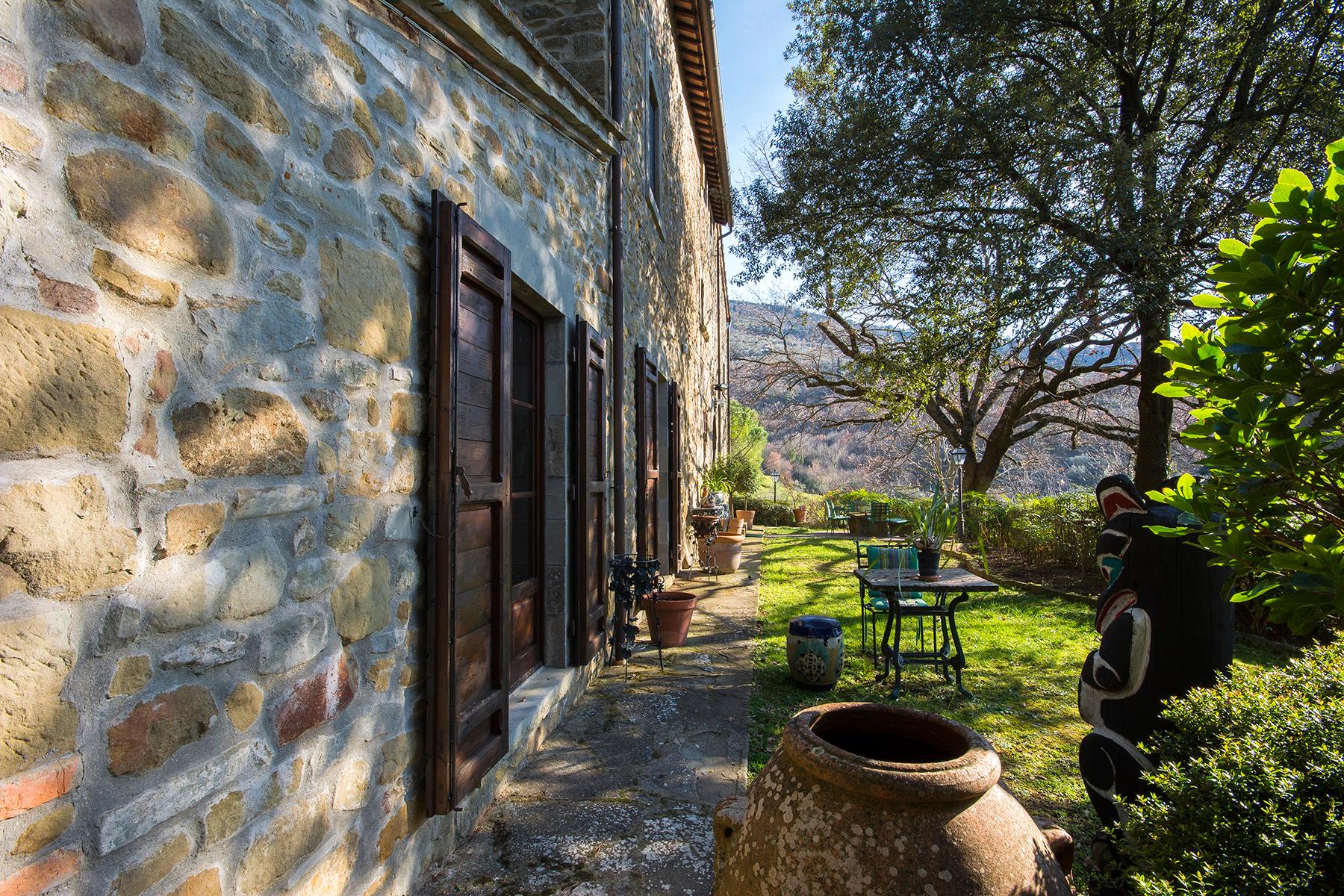 Wunderschöne Villa mit atemberaubendem Blick auf Cortona - 12