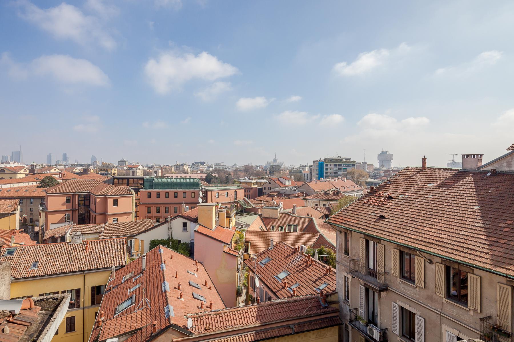 Mansarde avec magnifique terrasse donnant sur le Duomo - 15