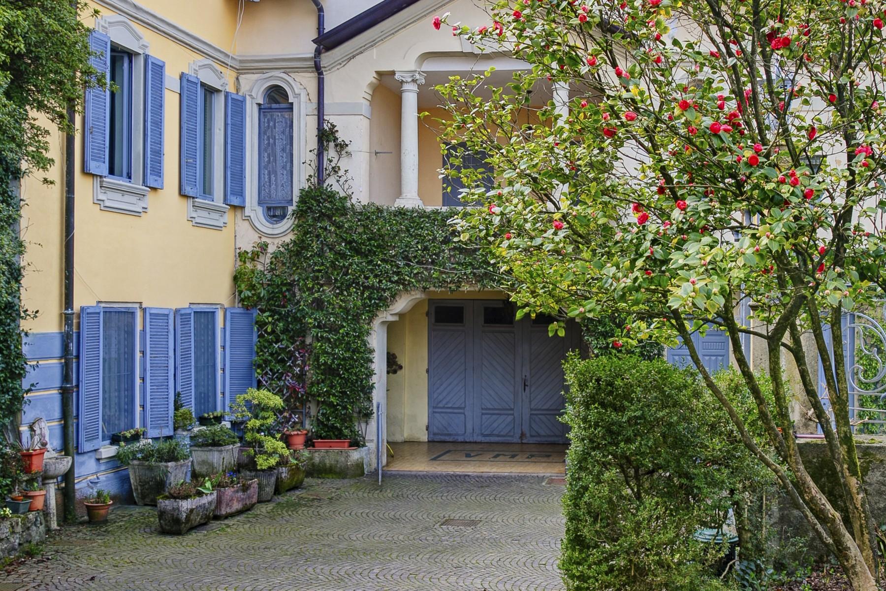 Renowned villa with amazing views on Lake Maggiore - 6