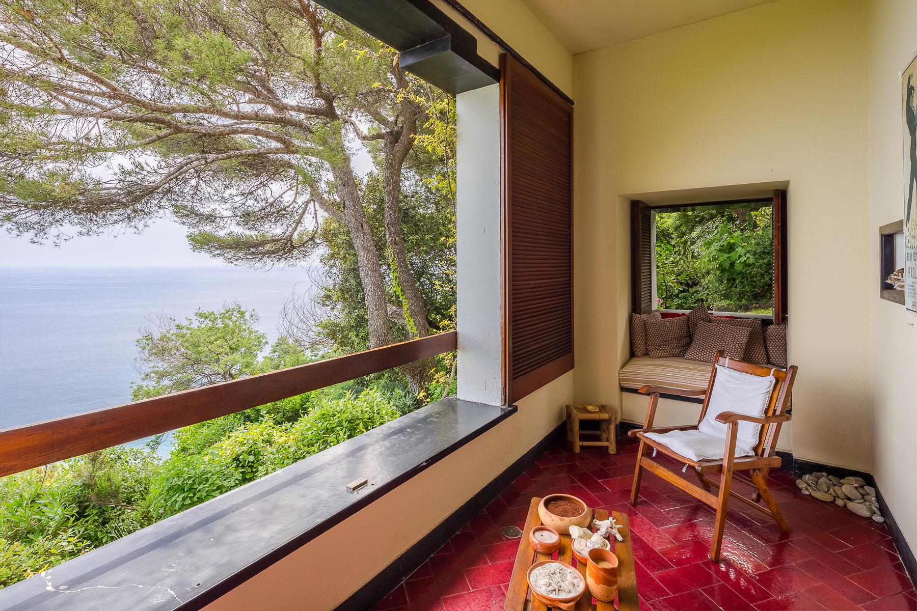 Designer villa in the exclusive pine grove of Arenzano - 20