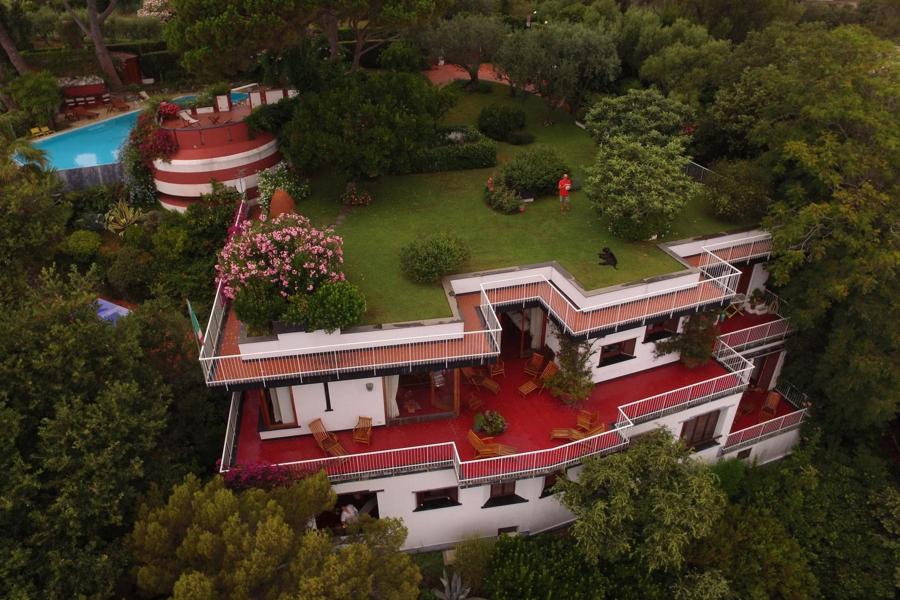 Design Villa im berühmten Arenzano Pinienwald - 25