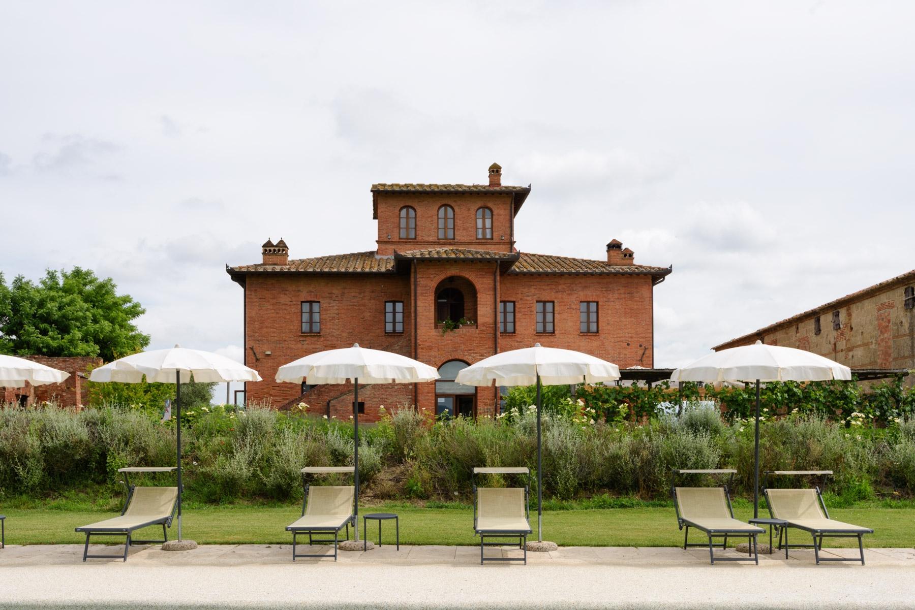 Country hotel gastronomique avec villa privée adjacente près de Sienne - 3