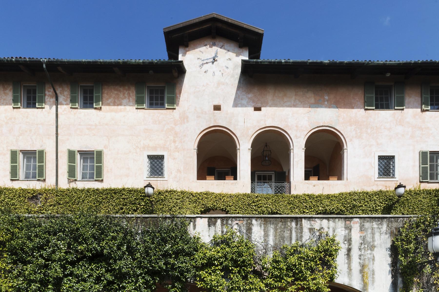 Historische Villa auf dem Land von Biella - 3