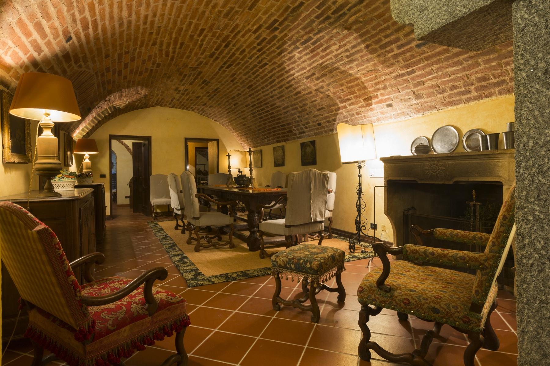 Historische Villa auf dem Land von Biella - 19