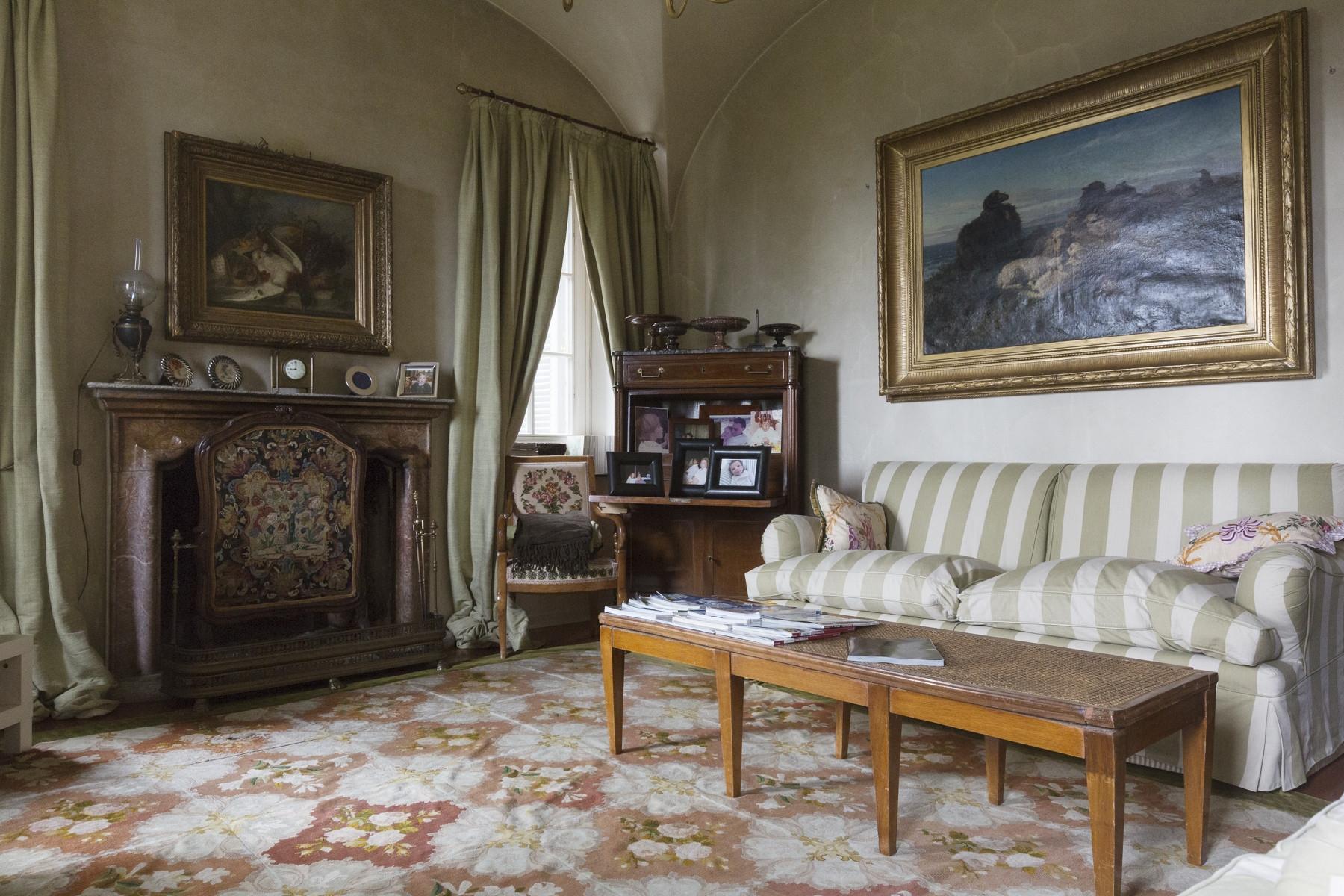 Historische Villa auf dem Land von Biella - 10