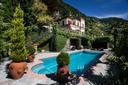Incantevole villa storica recentemente rinnovata e con parco privato, in vendita, Moltrasio | Sotheby’s Realty Italy - 1
