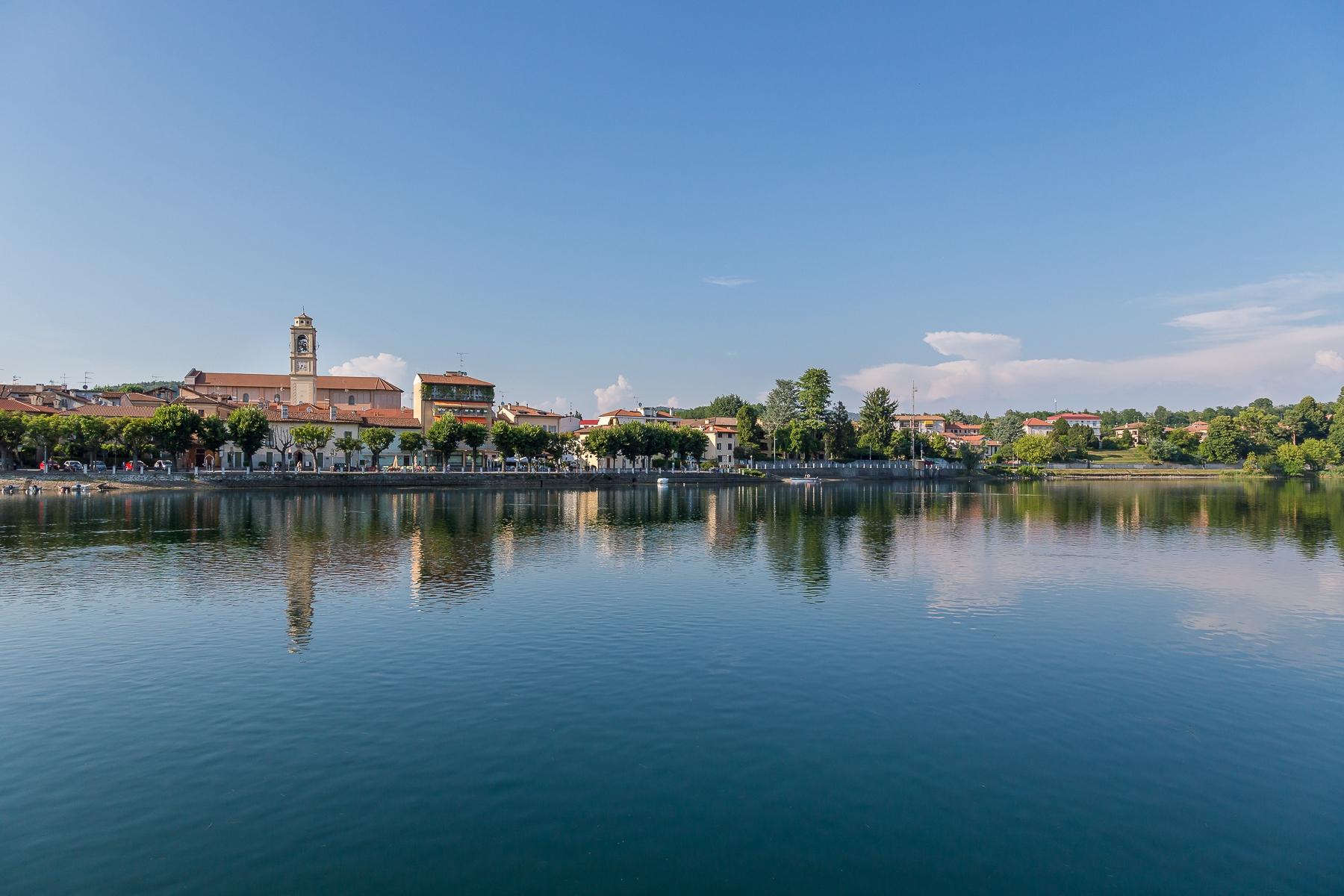 Villa mit Pool an den Ufern vom Ticino Fluss - 32